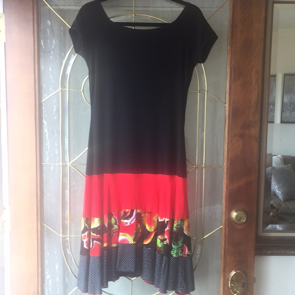 Dress - Picture 2 of 6